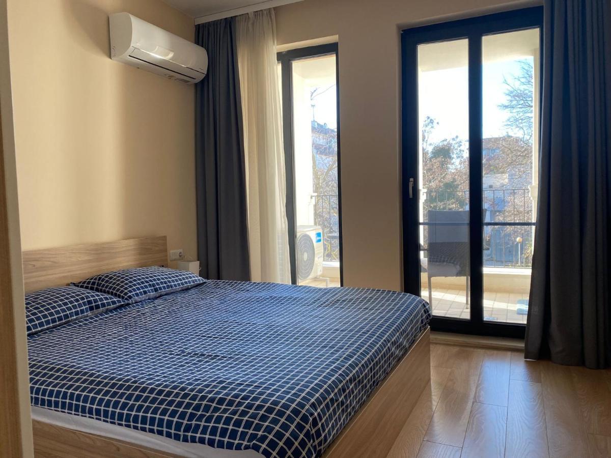 Brand New Apartment With Outdoor Swimming Pool Varna Esterno foto