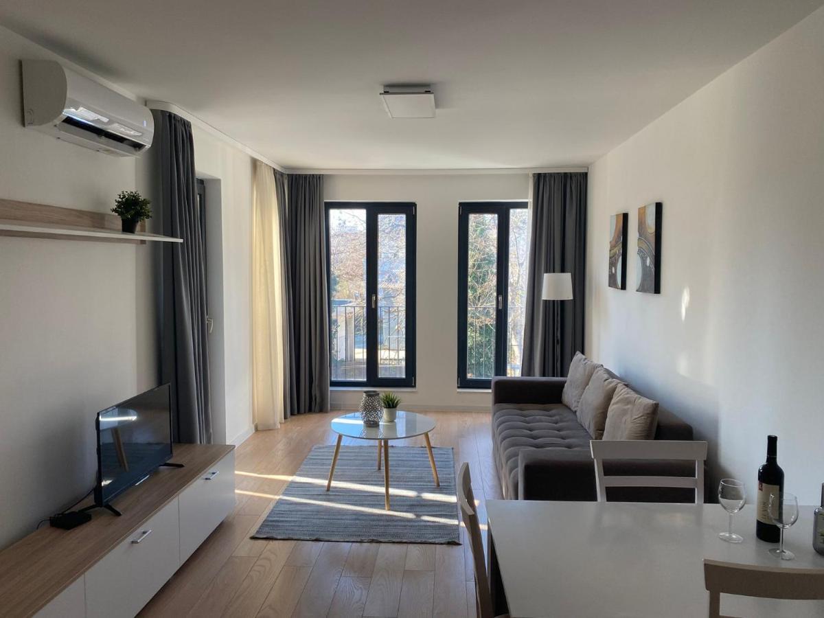 Brand New Apartment With Outdoor Swimming Pool Varna Esterno foto