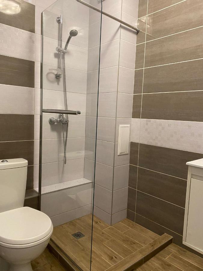 Brand New Apartment With Outdoor Swimming Pool Varna Esterno foto