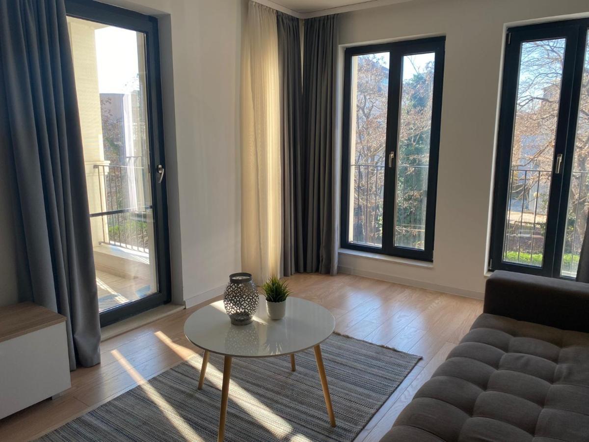 Brand New Apartment With Outdoor Swimming Pool Varna Esterno foto